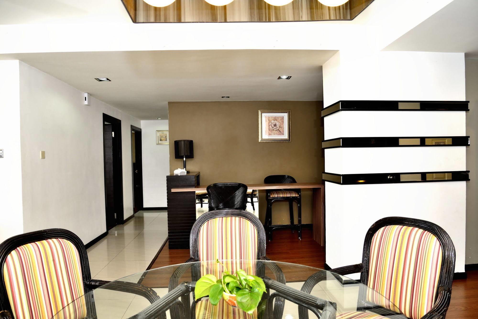 Likas Square Apartment Hotel Kota Kinabalu Exteriér fotografie