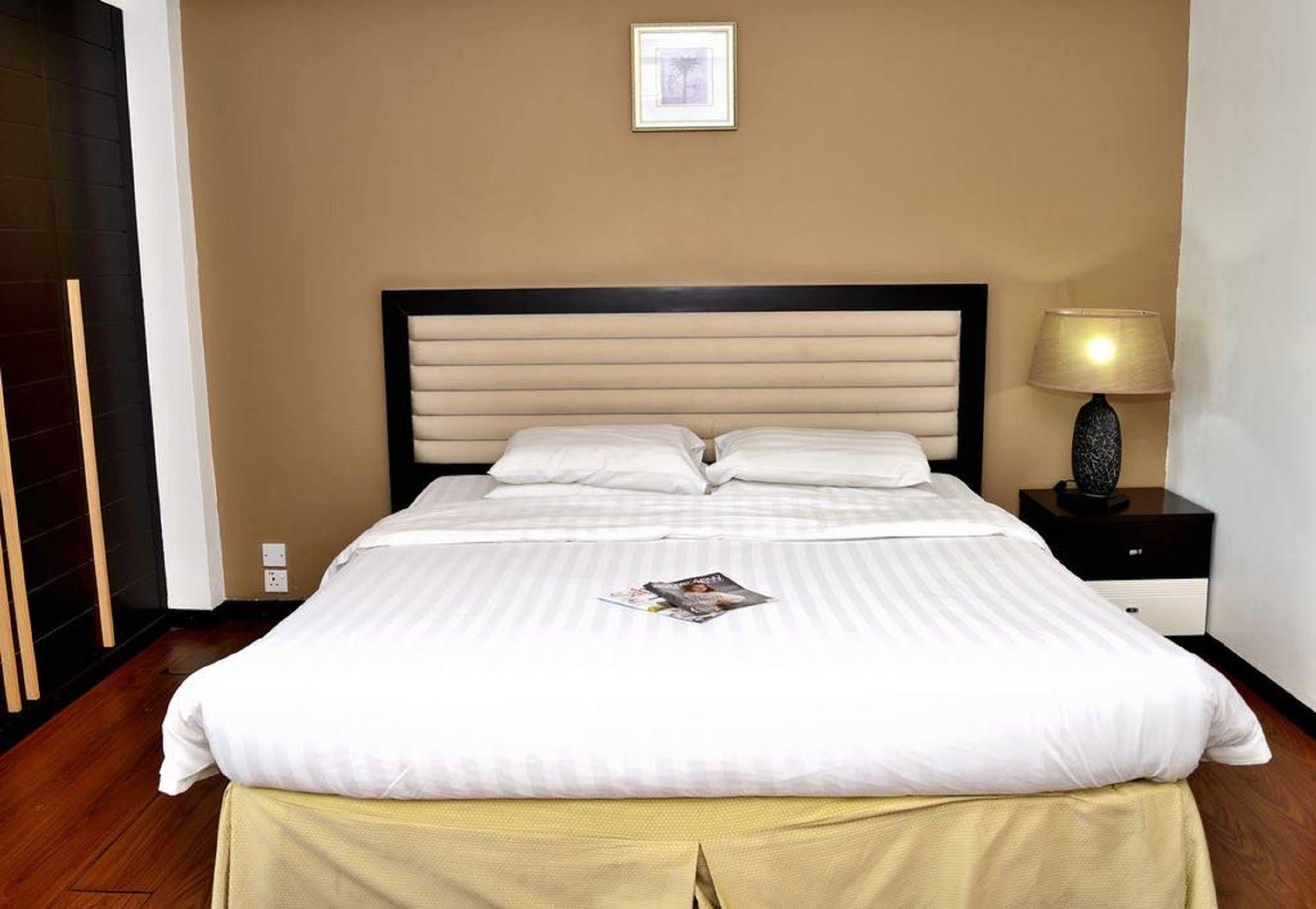 Likas Square Apartment Hotel Kota Kinabalu Exteriér fotografie