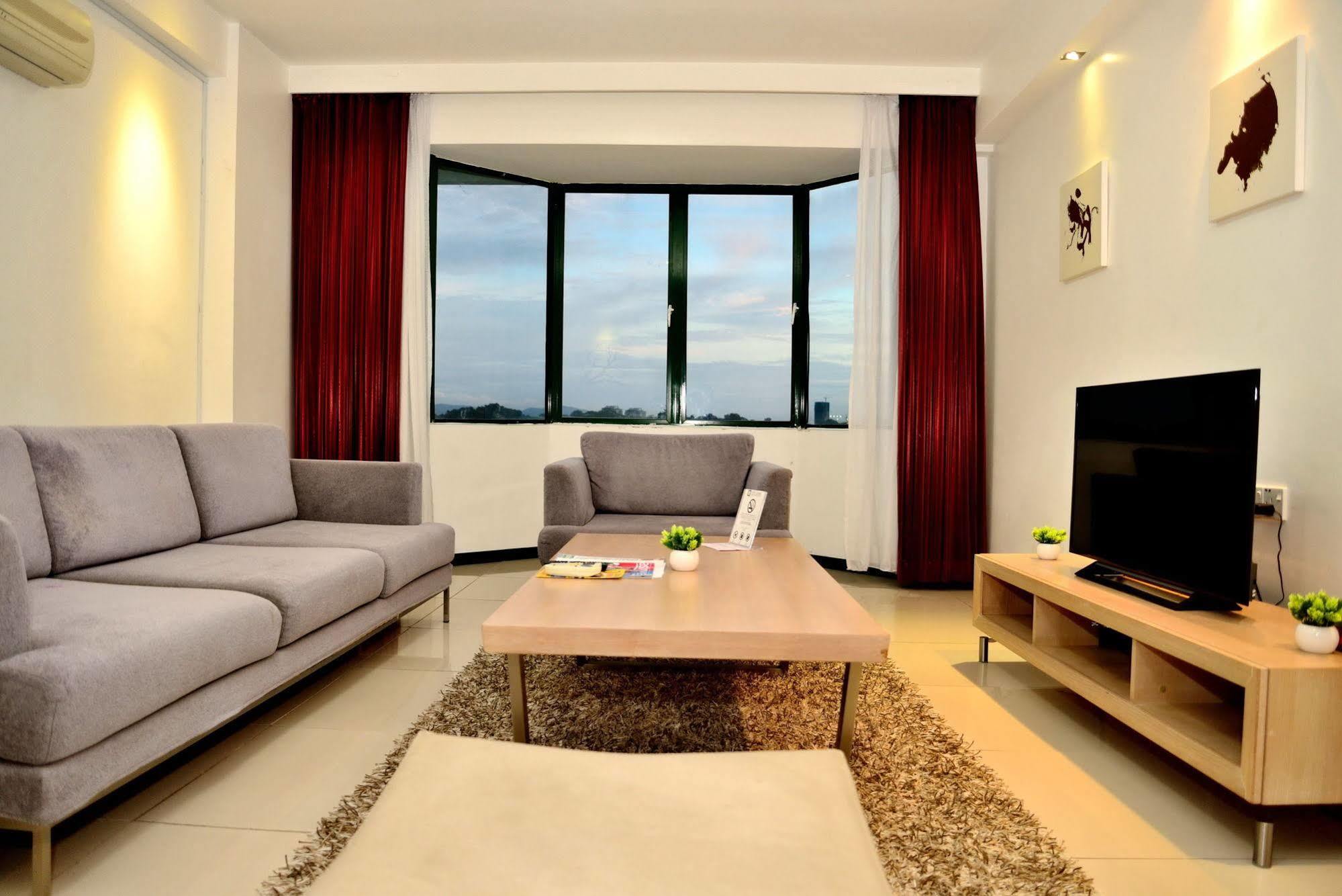 Likas Square Apartment Hotel Kota Kinabalu Exteriér fotografie
